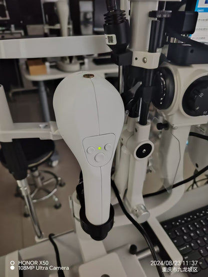 Analizador de Superficie Ocular Portátil DA-2